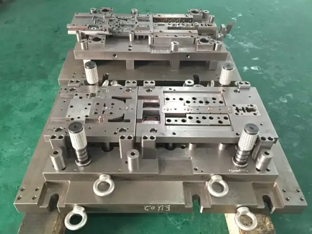 冷冲压模具的制作方法(图1)