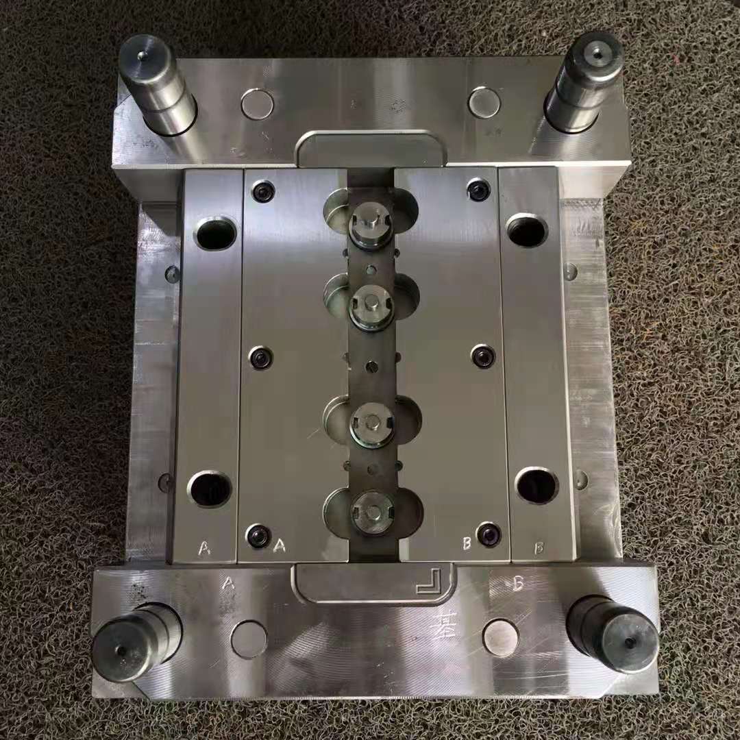 华新精科:持续拓展新能源汽车等现有市场探索开拓机器人等新型前沿领域(图1)